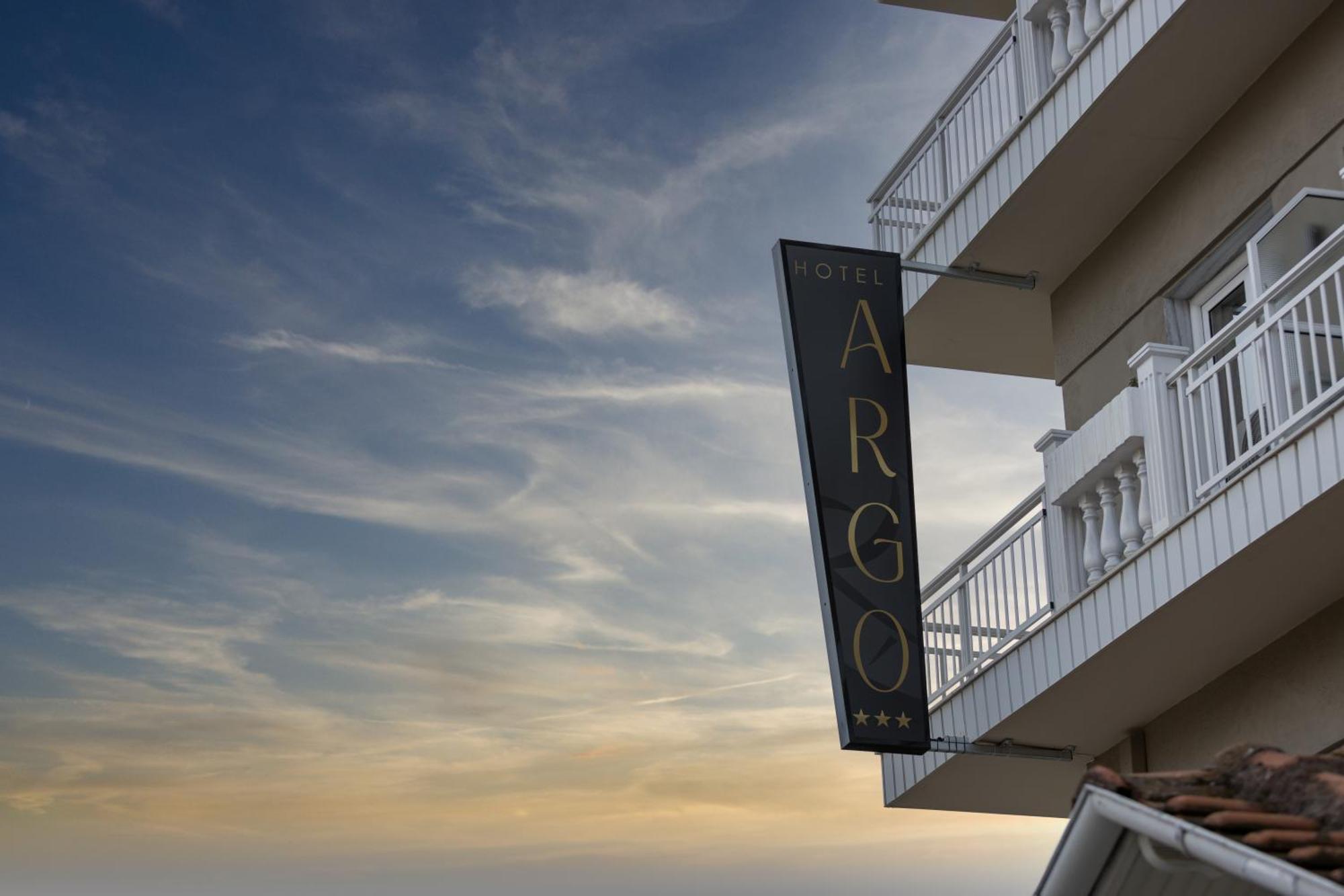 Hotel Argo Paralía Exteriör bild
